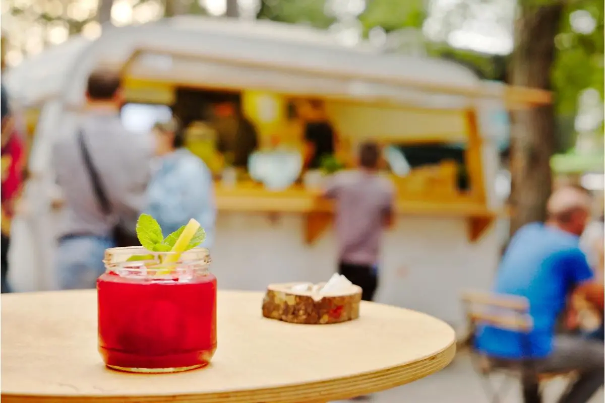 Can Food Trucks Sell Alcohol In Florida?